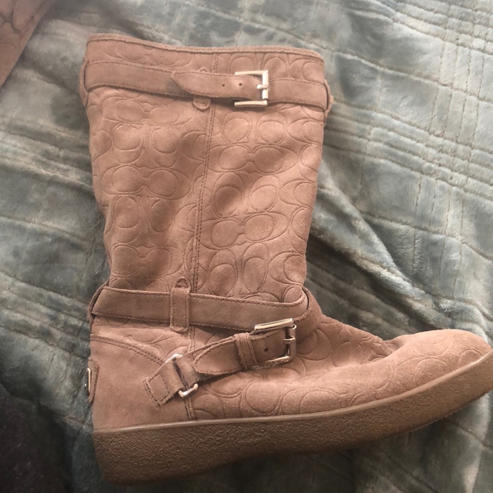 Coach boots